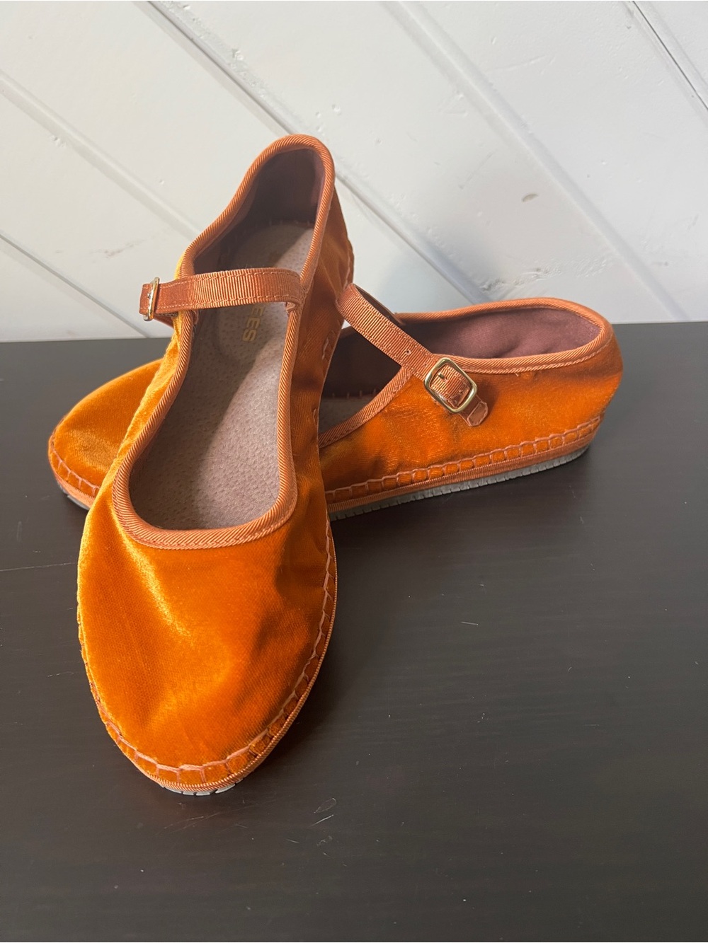 NWOB SeaVees Carlyle Mary Jane Topaz French Velvet Flats Shoes Size 8.5